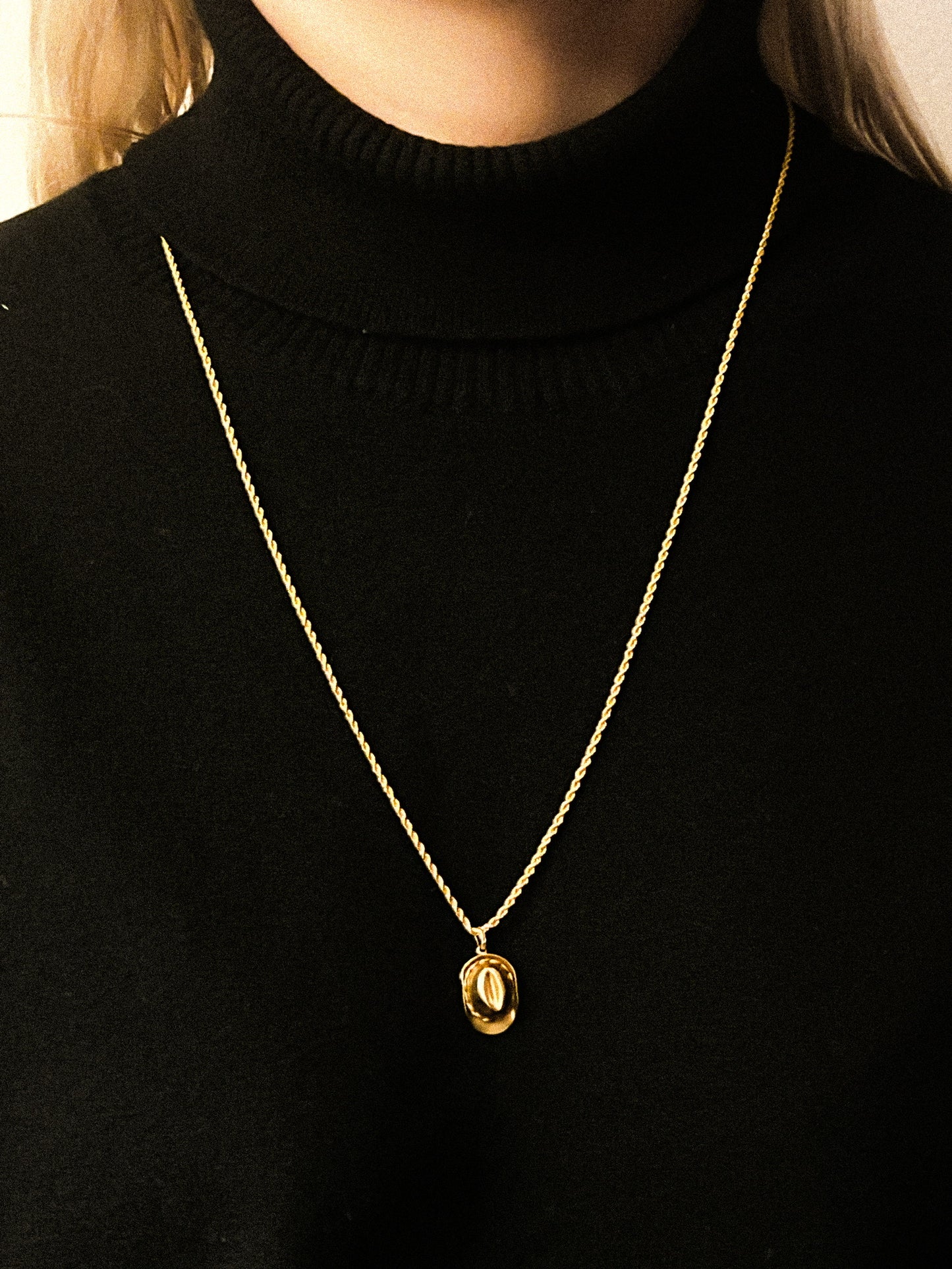 Pioneer's Hat Charm