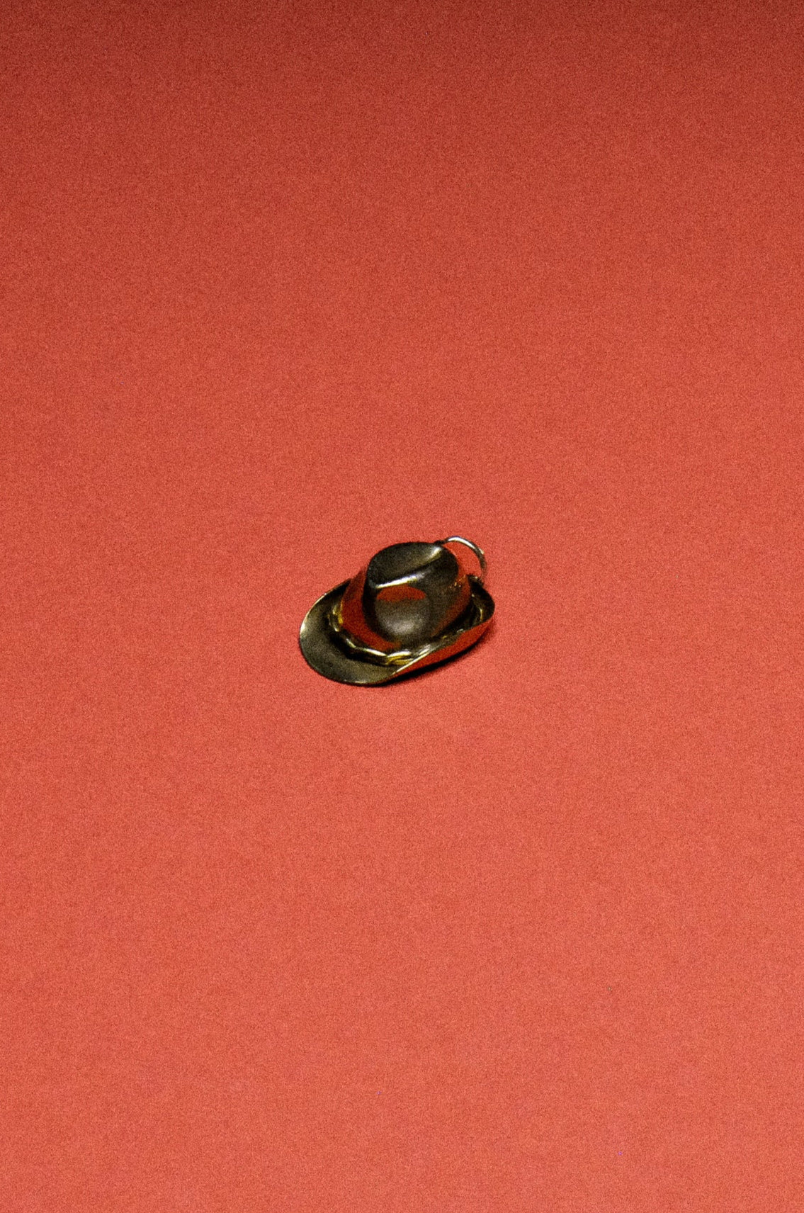 Pioneer's Hat Charm